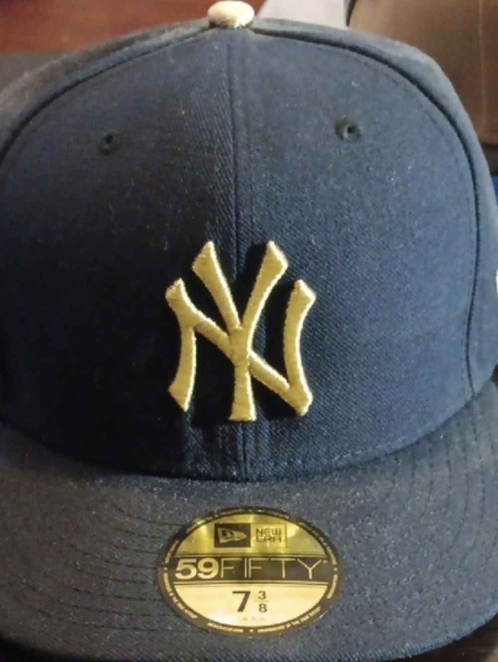 NY Yankees (Derrick Jeter) New Era Dark Blue and Gold Fitted Hat Size 7 3/8 - Picture 2 of 5